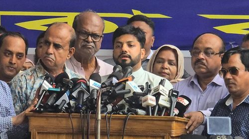 স্থানীয় সরকার, পল্লী উন্নয়ন ও সমবায় উপদেষ্টা আসিফ মাহমুদের বিরুদ্ধে ‘গুরুতর’ অভিযোগ তুলেছেন বিএনপি নেতা ইশরাক হোসেন। তার দাবি, উপদেষ্টা আসিফ মাহমুদ তার পছন্দের লোক নিয়োগ দিয়ে লাভবান হওয়ার চেষ্টা করছেন।
