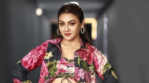 এবারের ঈদুল আজহায় দেশে মুক্তি পেয়েছে দুই বাংলার নন্দিত অভিনেত্রী জয়া আহসান অভিনীত দুটি সিনেমা। একটি রায়হান রাফীর ‘তাণ্ডব’, অন্যটি তানিম নূরের ‘উৎসব’। দুটি সিনেমাই দারুণ সাড়া ফেলেছে। হলে দর্শক টানছে। এই দুটি সিনেমায় সম্পূর্ণই ব্যতিক্রমী দুই আমেজ নিয়ে দর্শকের সামনে এসেছেন গুণী এই অভিনেত্রী।